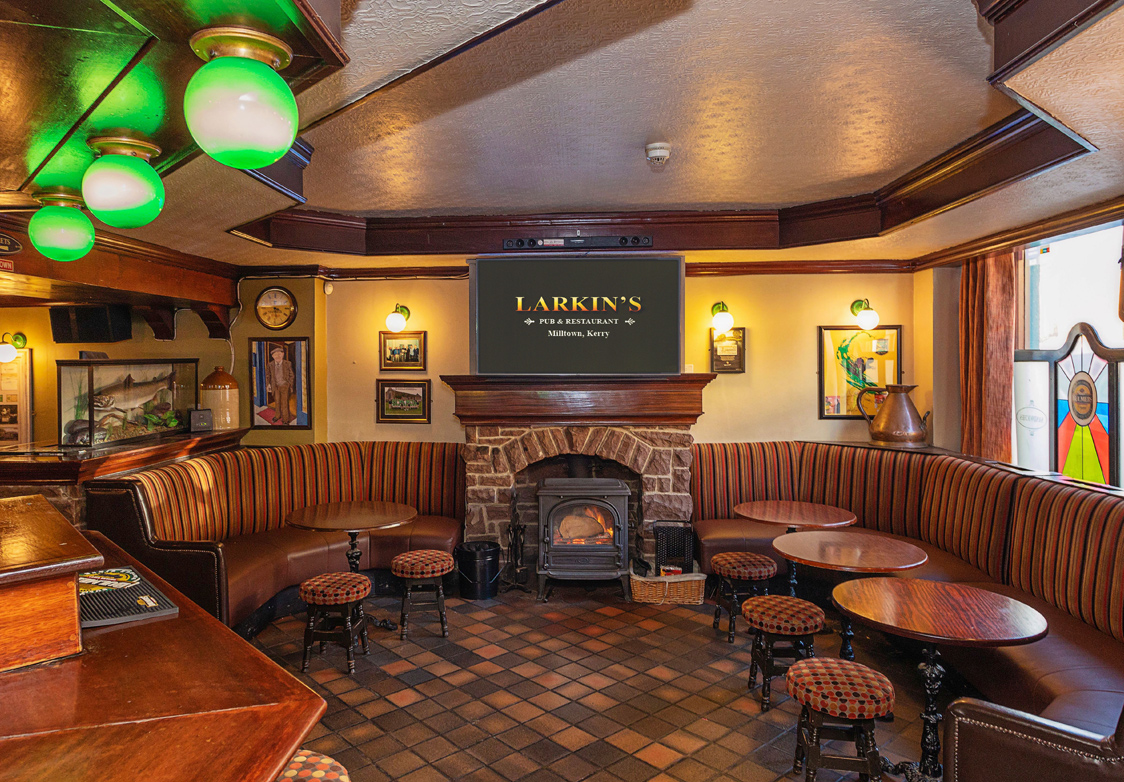 Larkins Pub and Bar Lounge